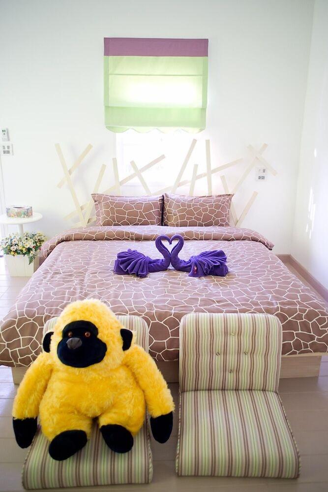 Gorilla Hills Hotel