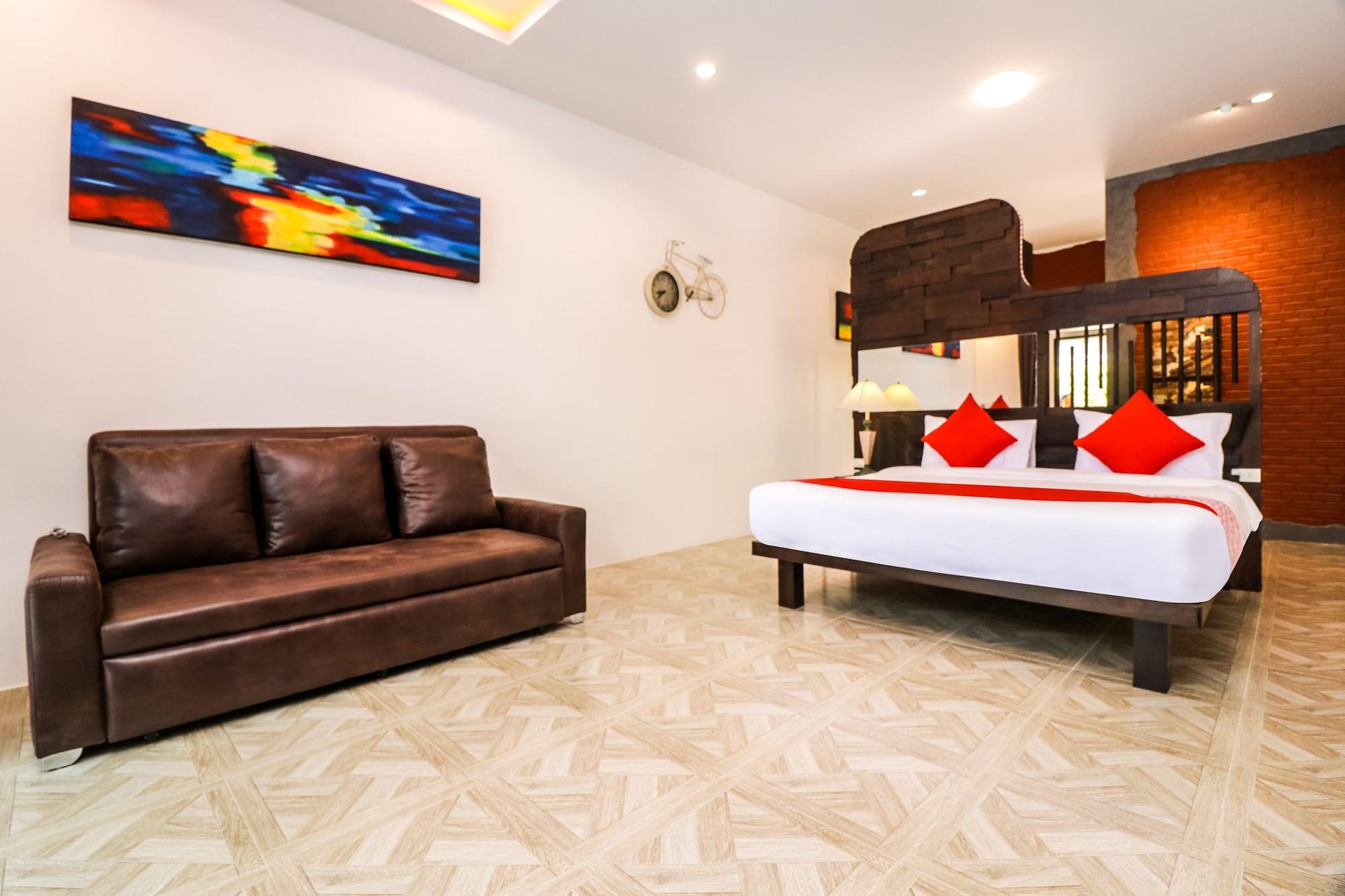 Baan Noppadol Loft Hotel 3*