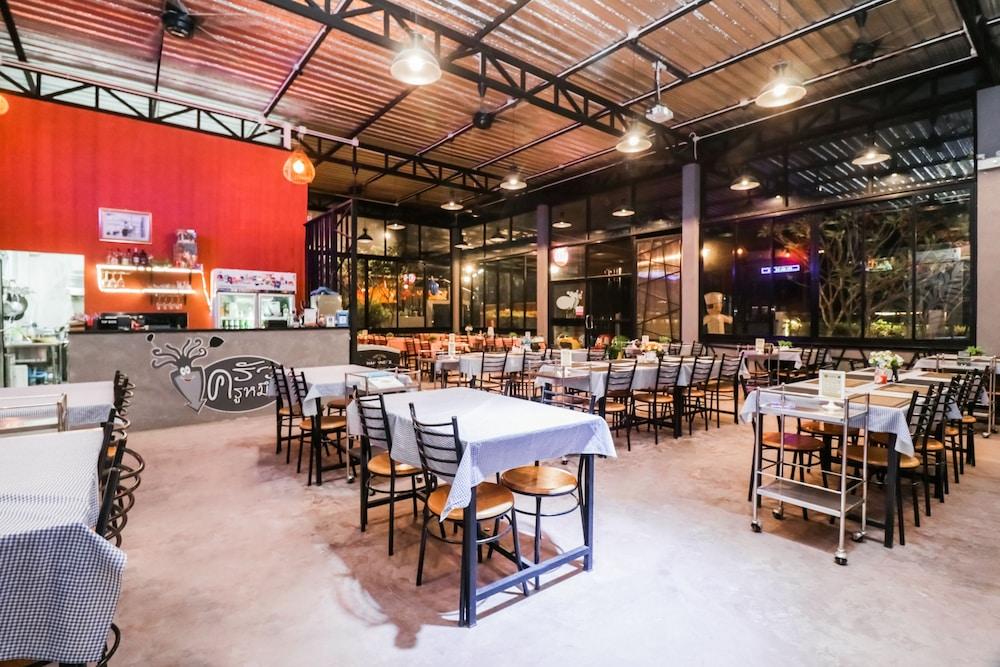 Baan Noppadol Loft 3*