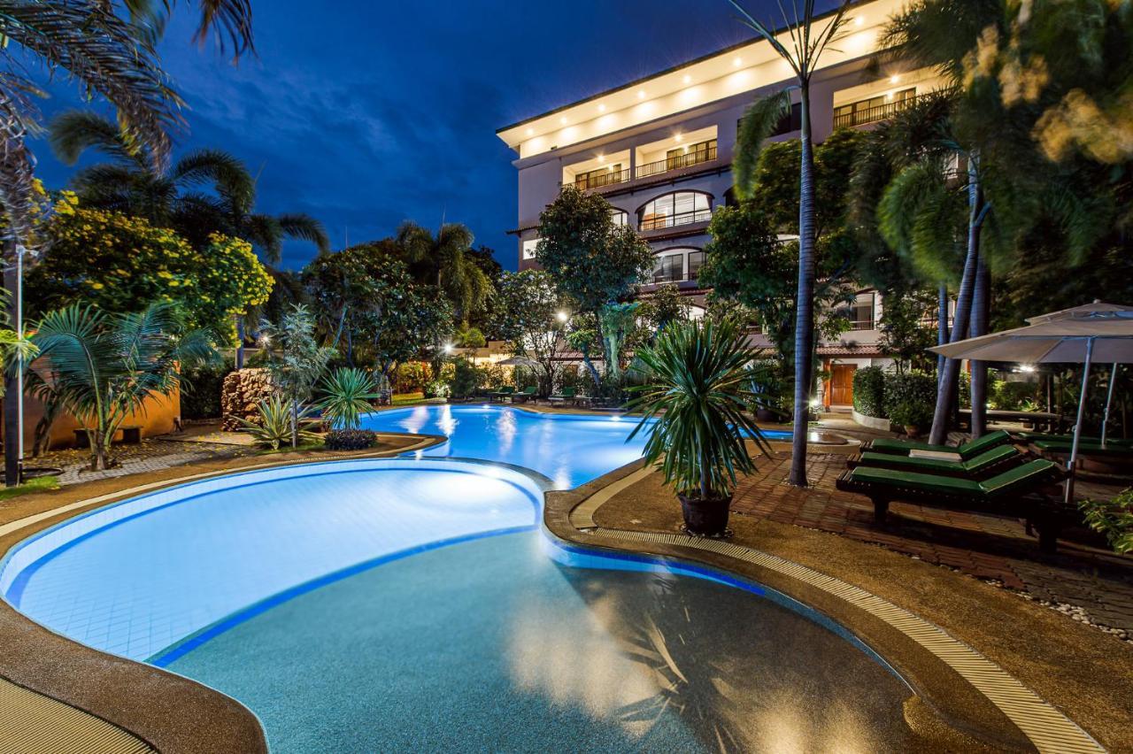 Prinz Garden 3*
