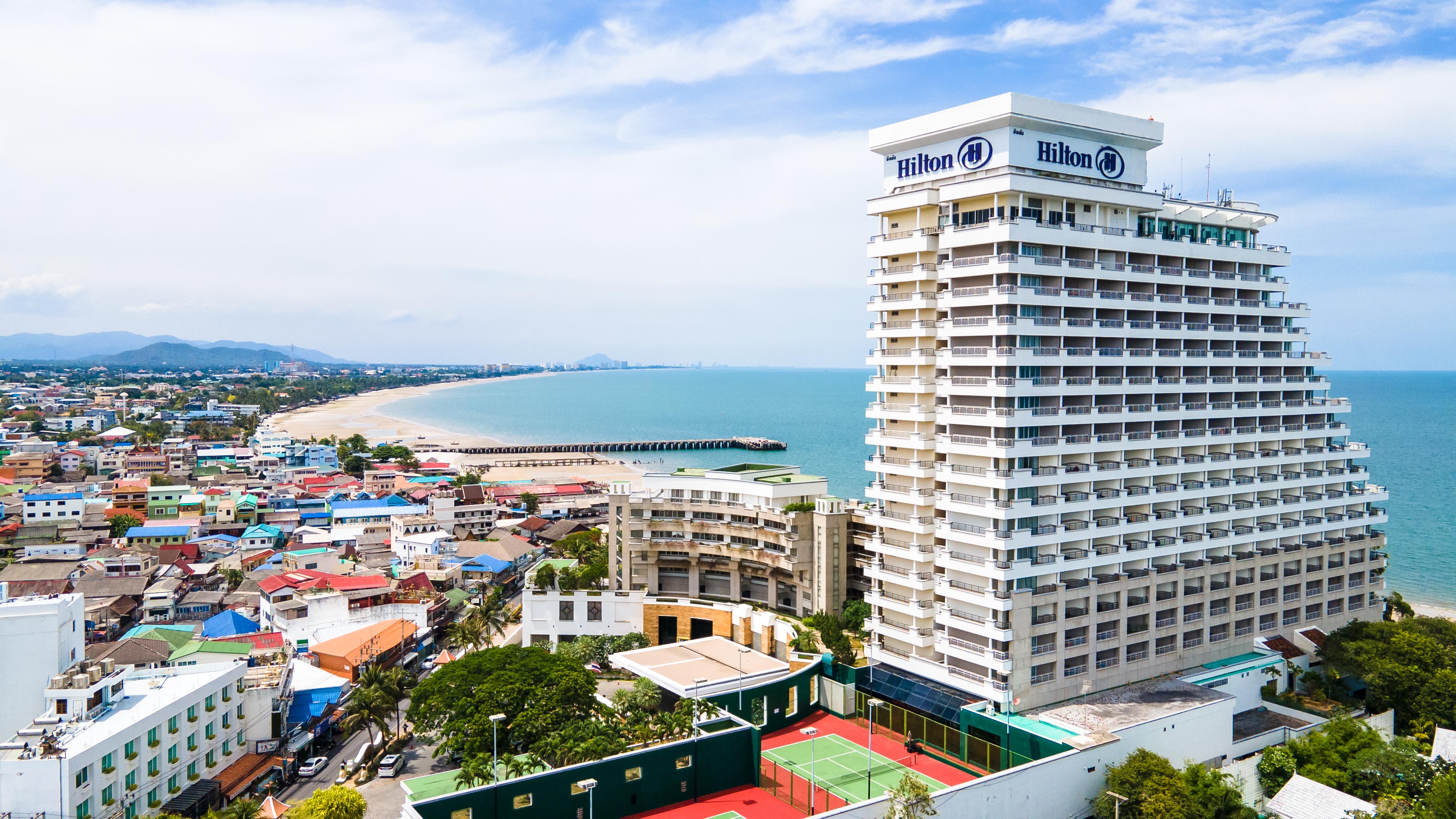 Hilton & Resort HHQ