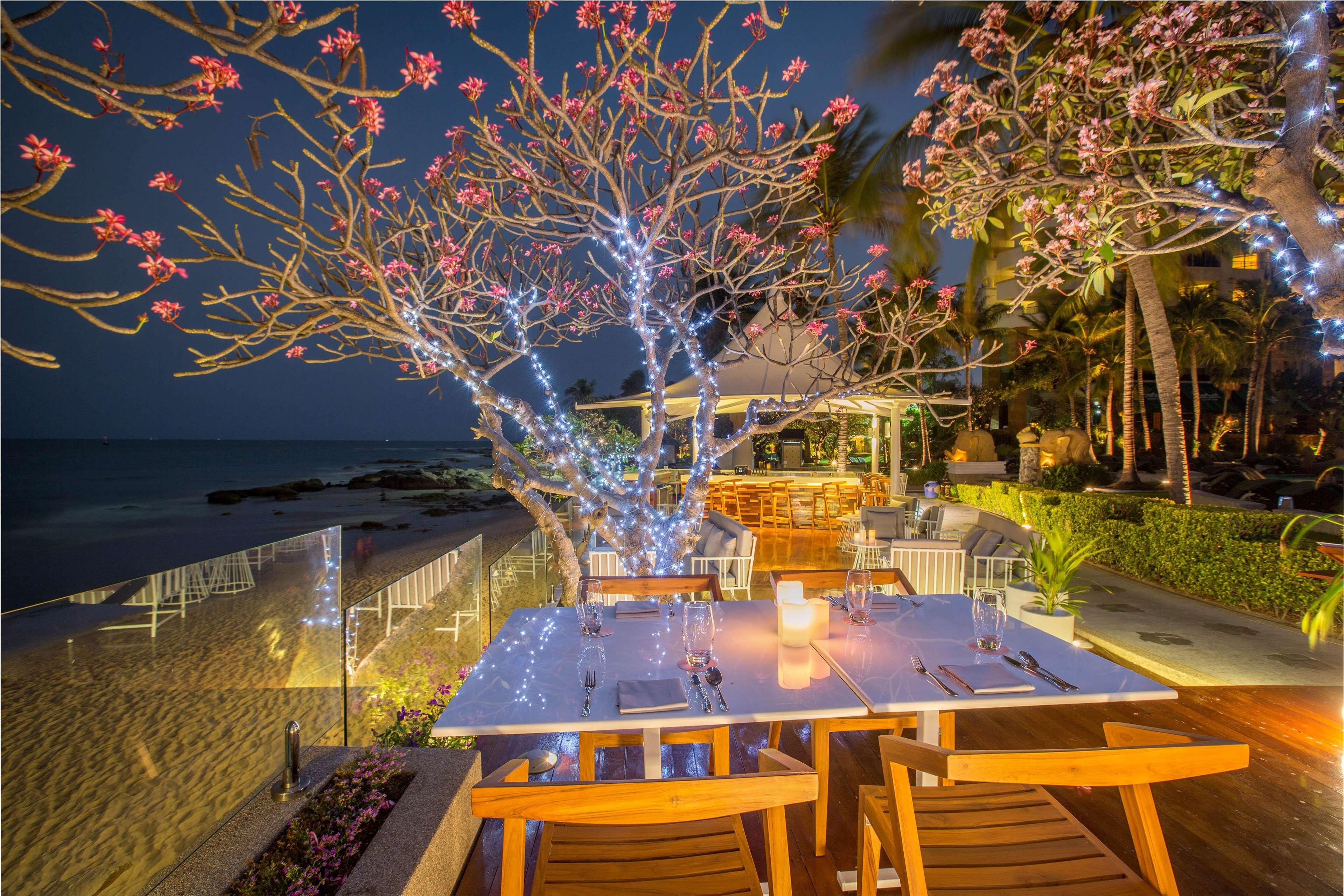 Resort Hilton & HHQ