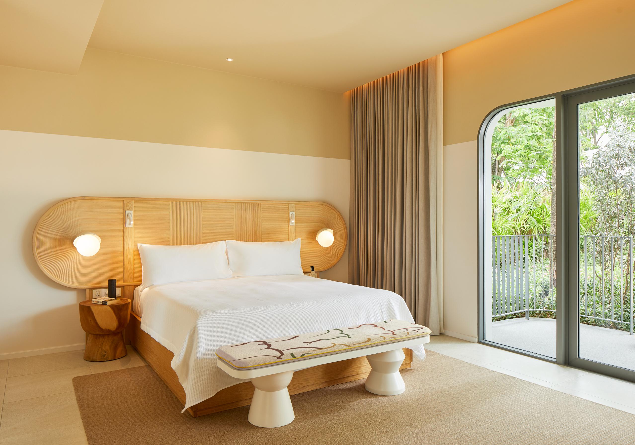The Standard, Resort 5*