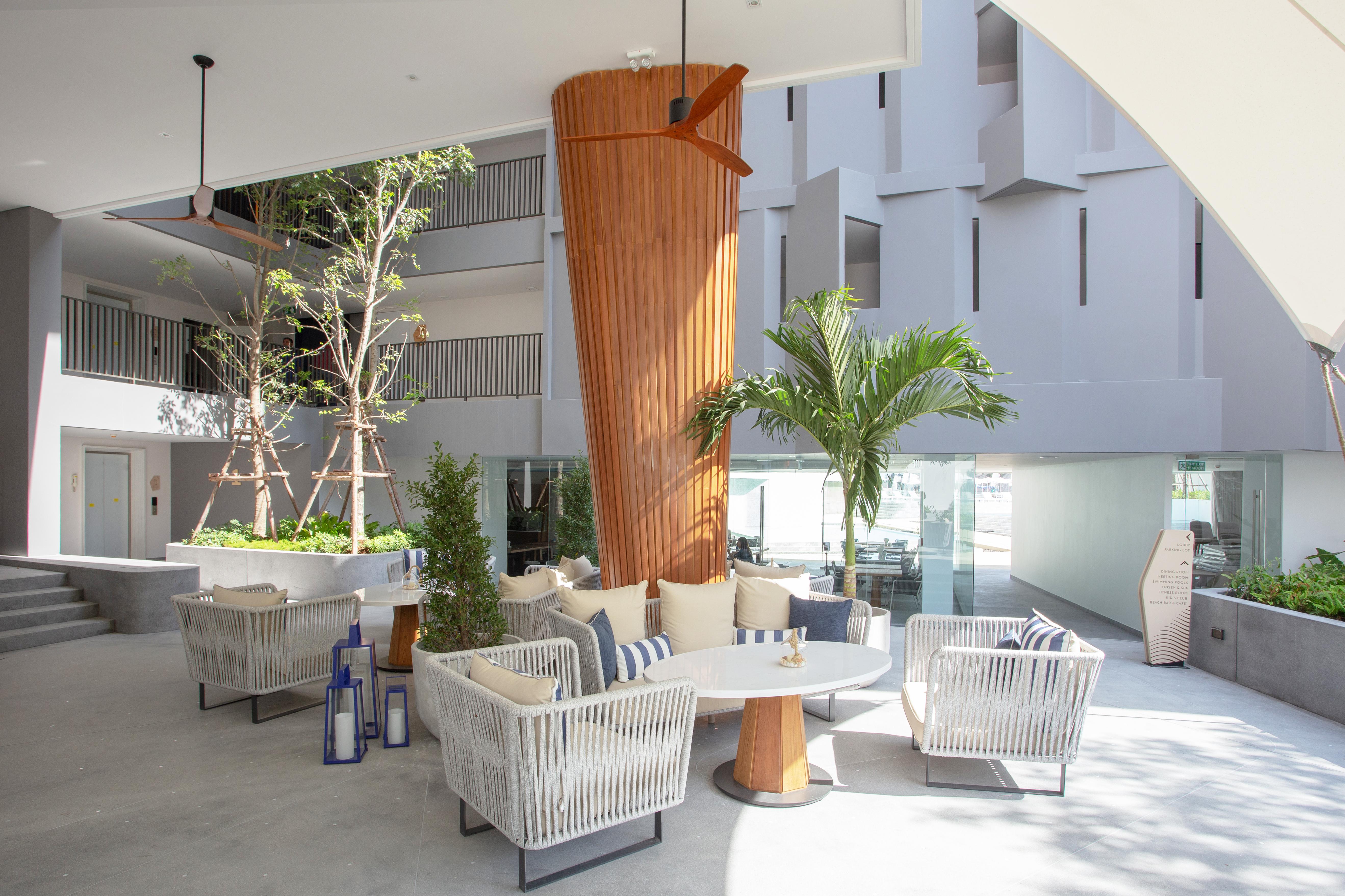 Verso - A Veranda Collection 4*