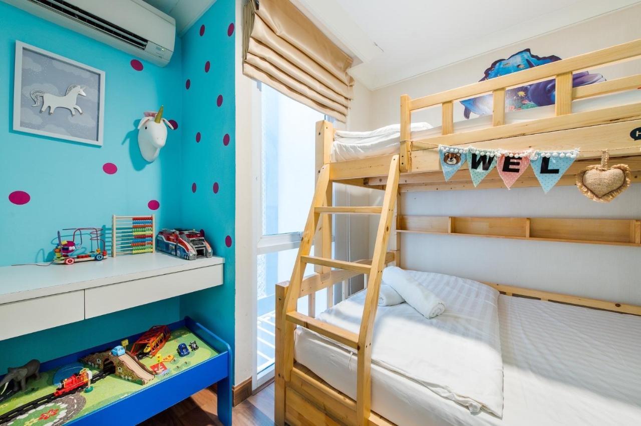 Apartment D504 *