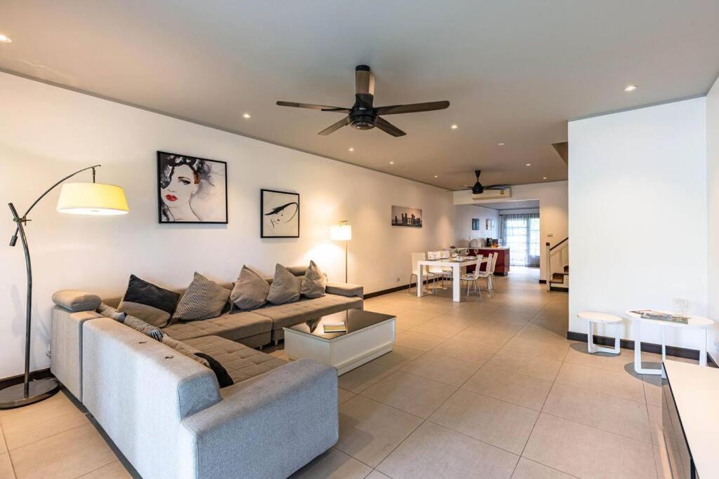 Holiday home 4 Bedroom Townhouse In Great Location! Hua Hin