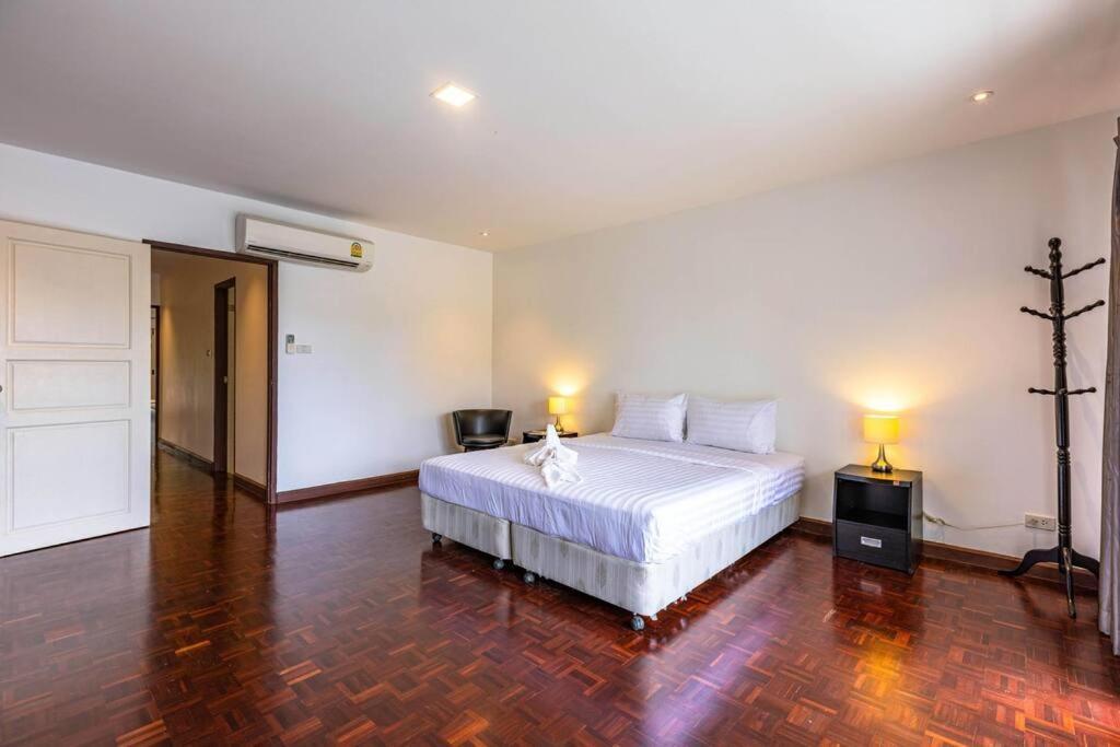 Holiday home 4 Bedroom Townhouse In Great Location!