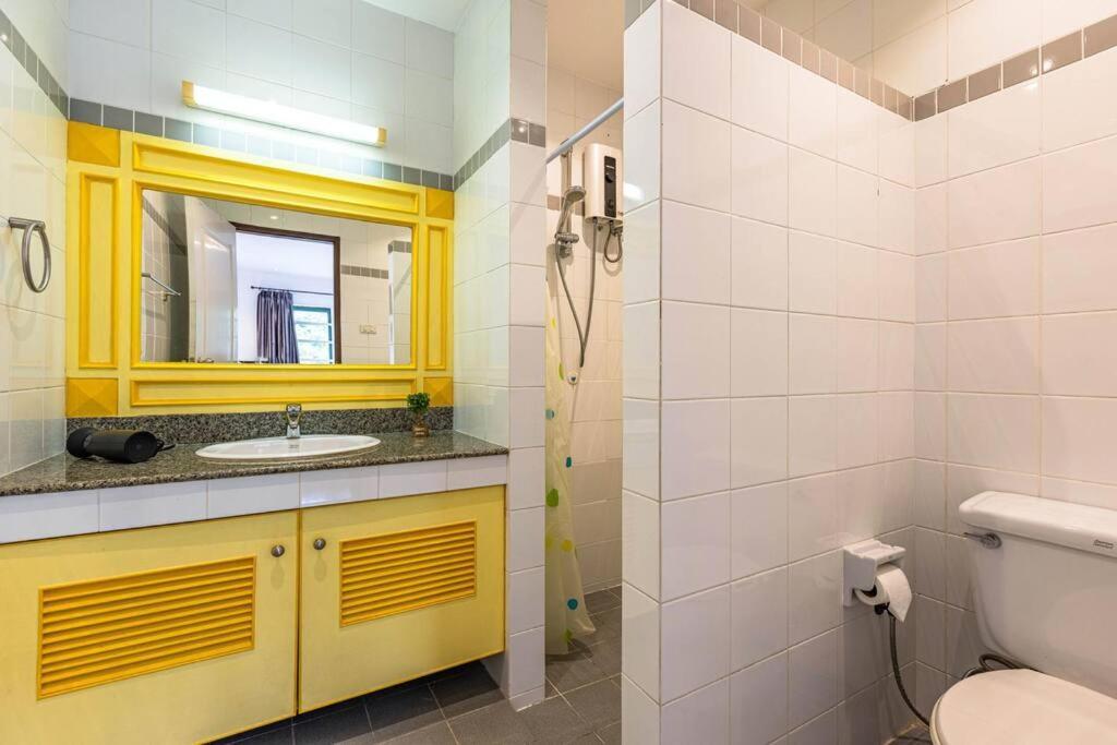 4 Bedroom Townhouse In Great Location! Hua Hin