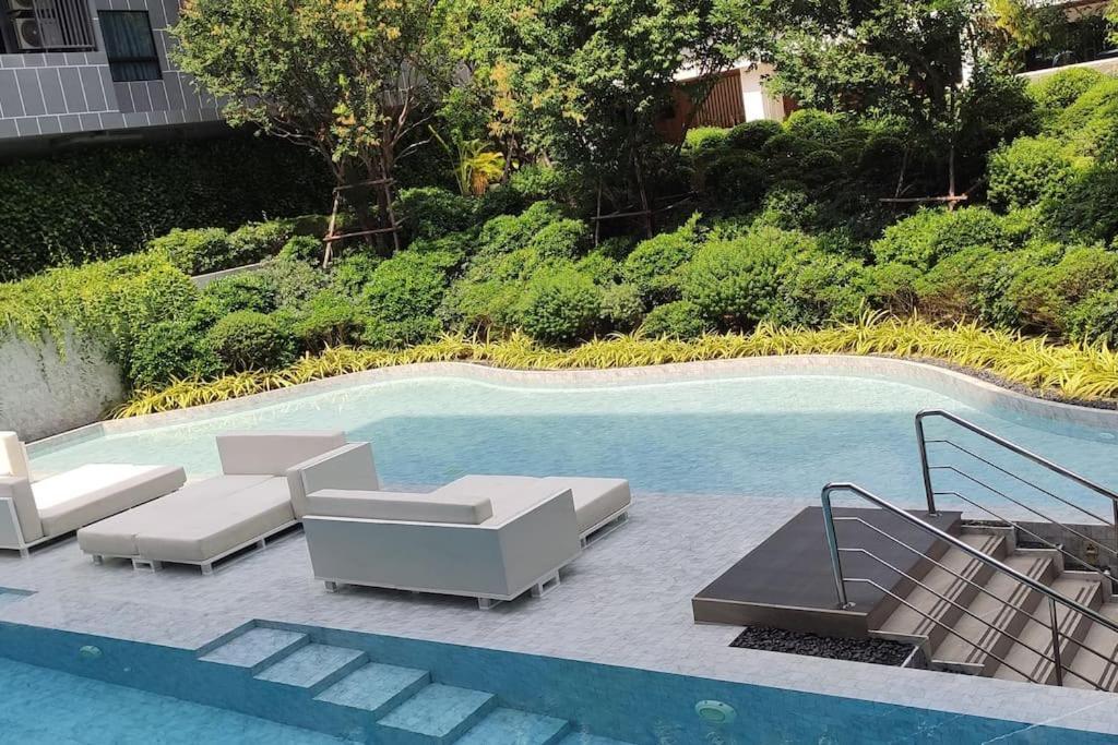 Dusit D2 - In The Heart Of Hua Hin, Walk To The In 6 Minutes 400m, Free Wifi Căn hộ *