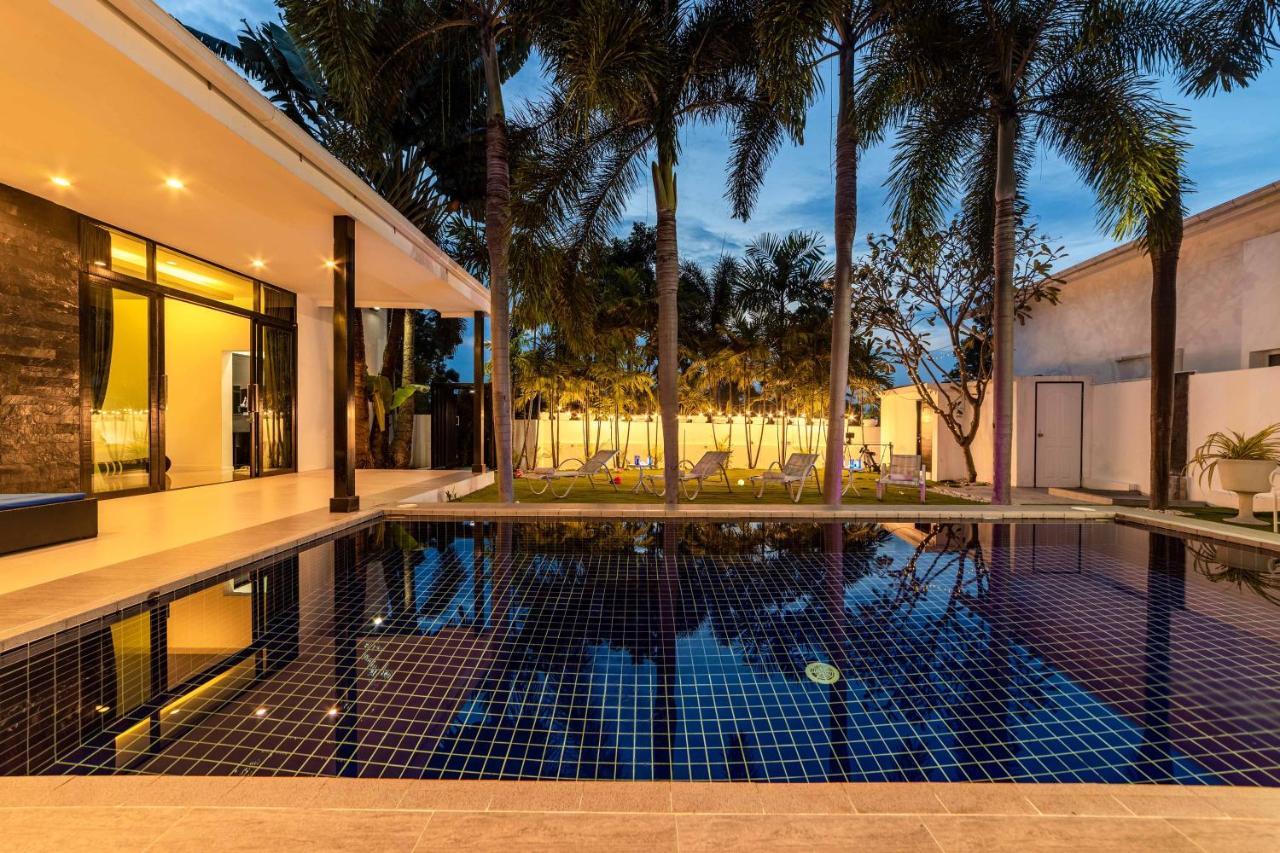 3 Bedroom Pool Bl2 Ferienhaus *