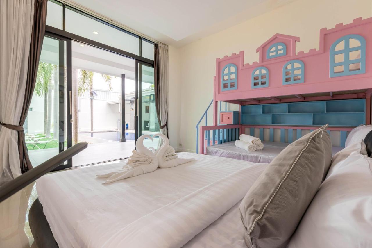 3 Bedroom Pool Bl2 *