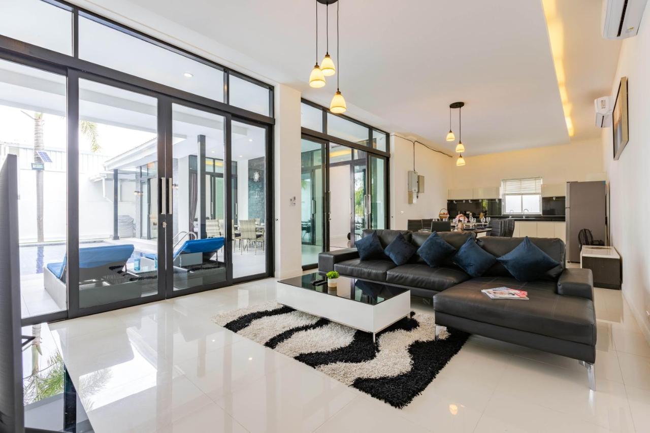 3 Bedroom Pool Bl2