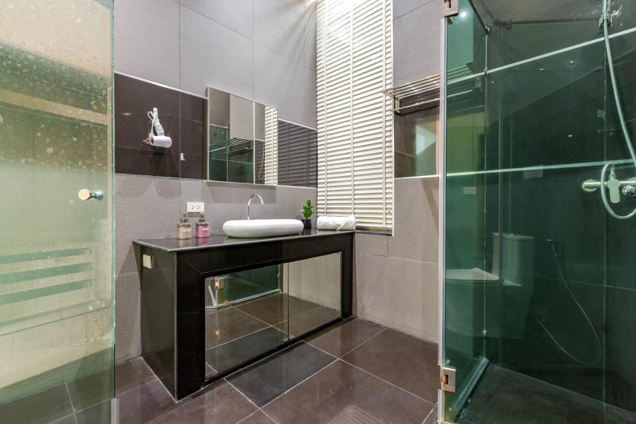 3 Bedroom Pool Bl2