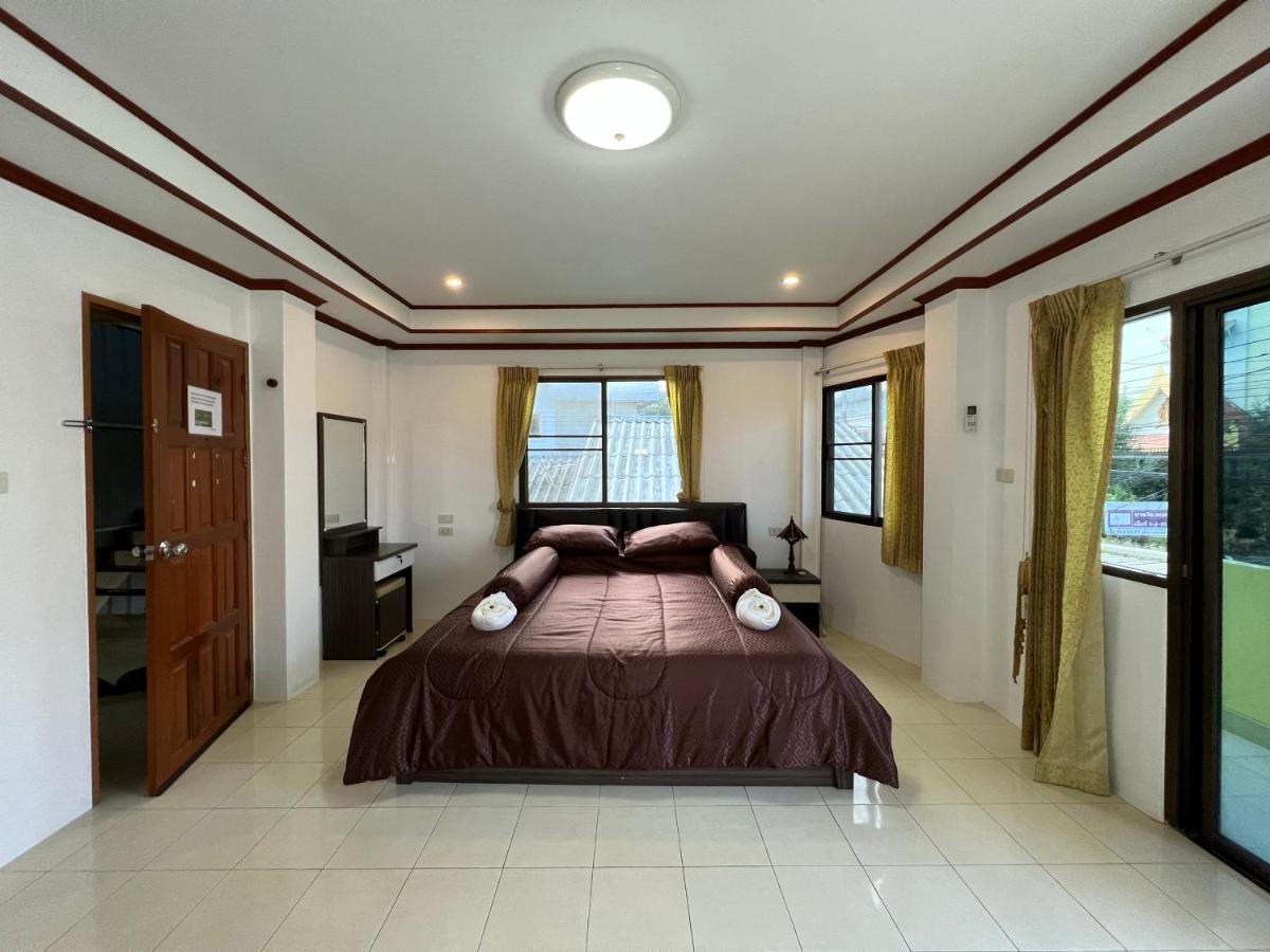 Rose Garden Soi 88 * HHQ