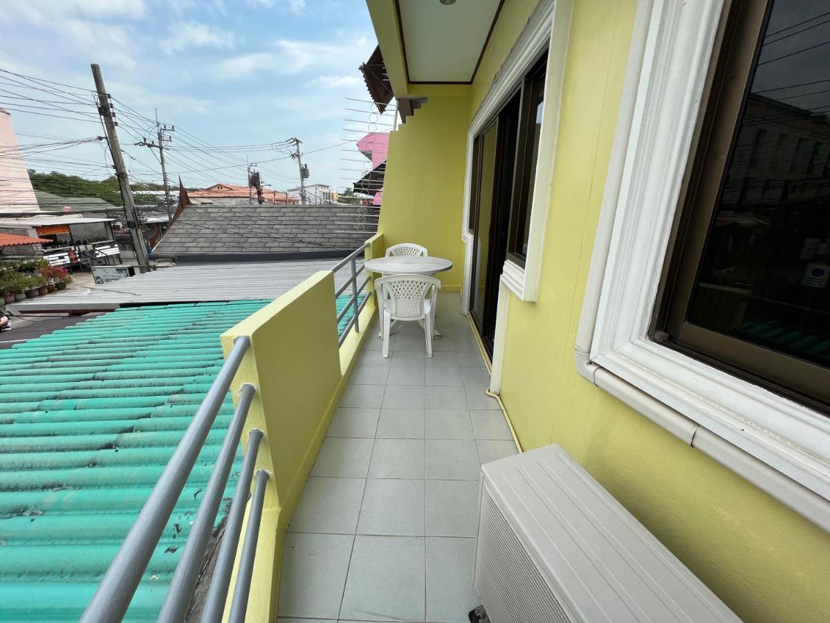Rose Garden Soi 88 *