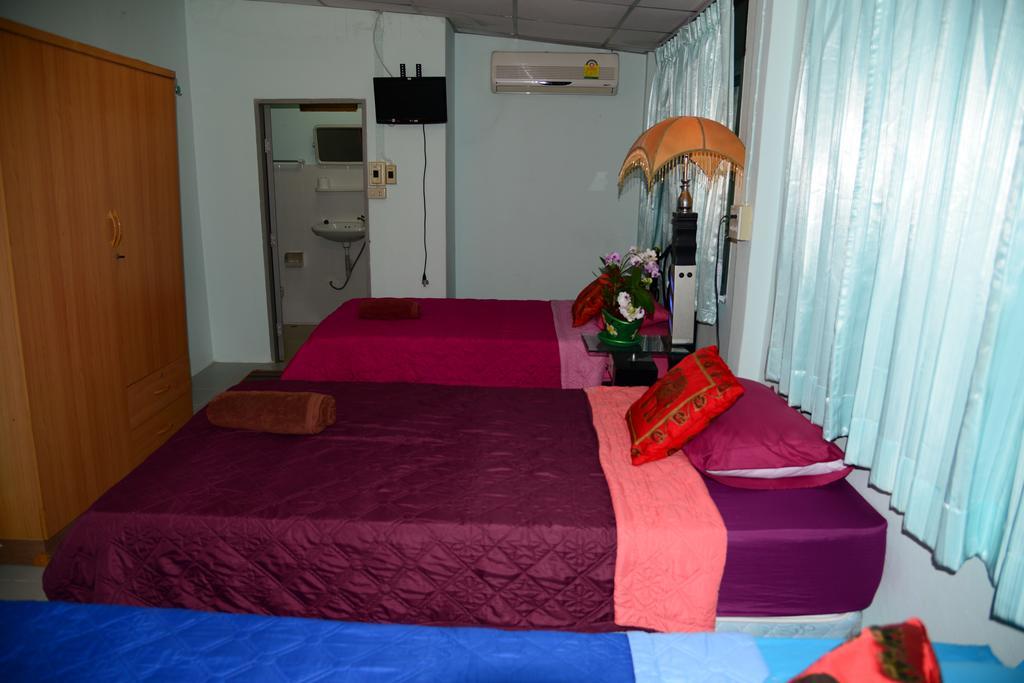 Nhà trọ Jenny House *