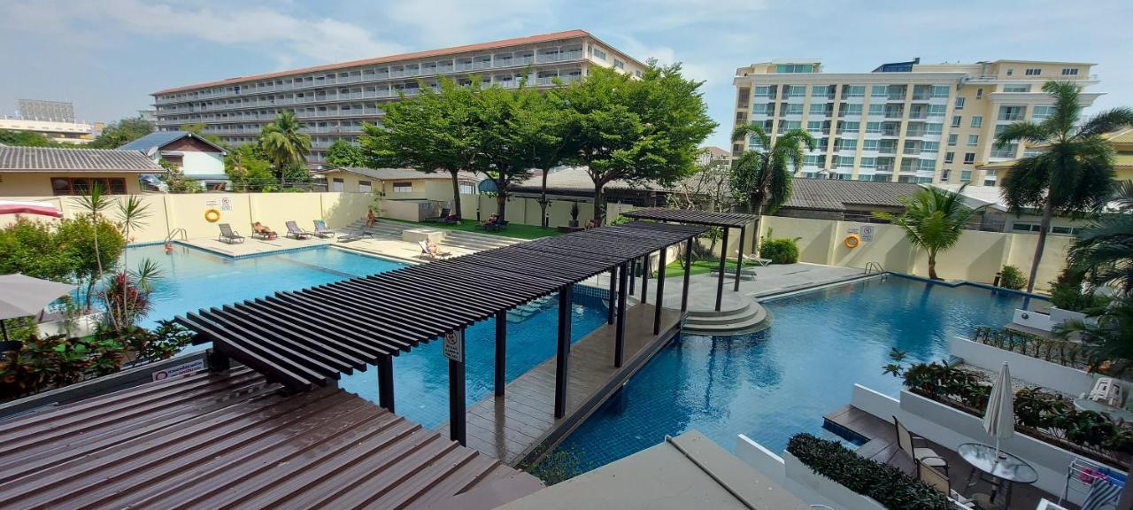 Tira Tiraa Hua Hin