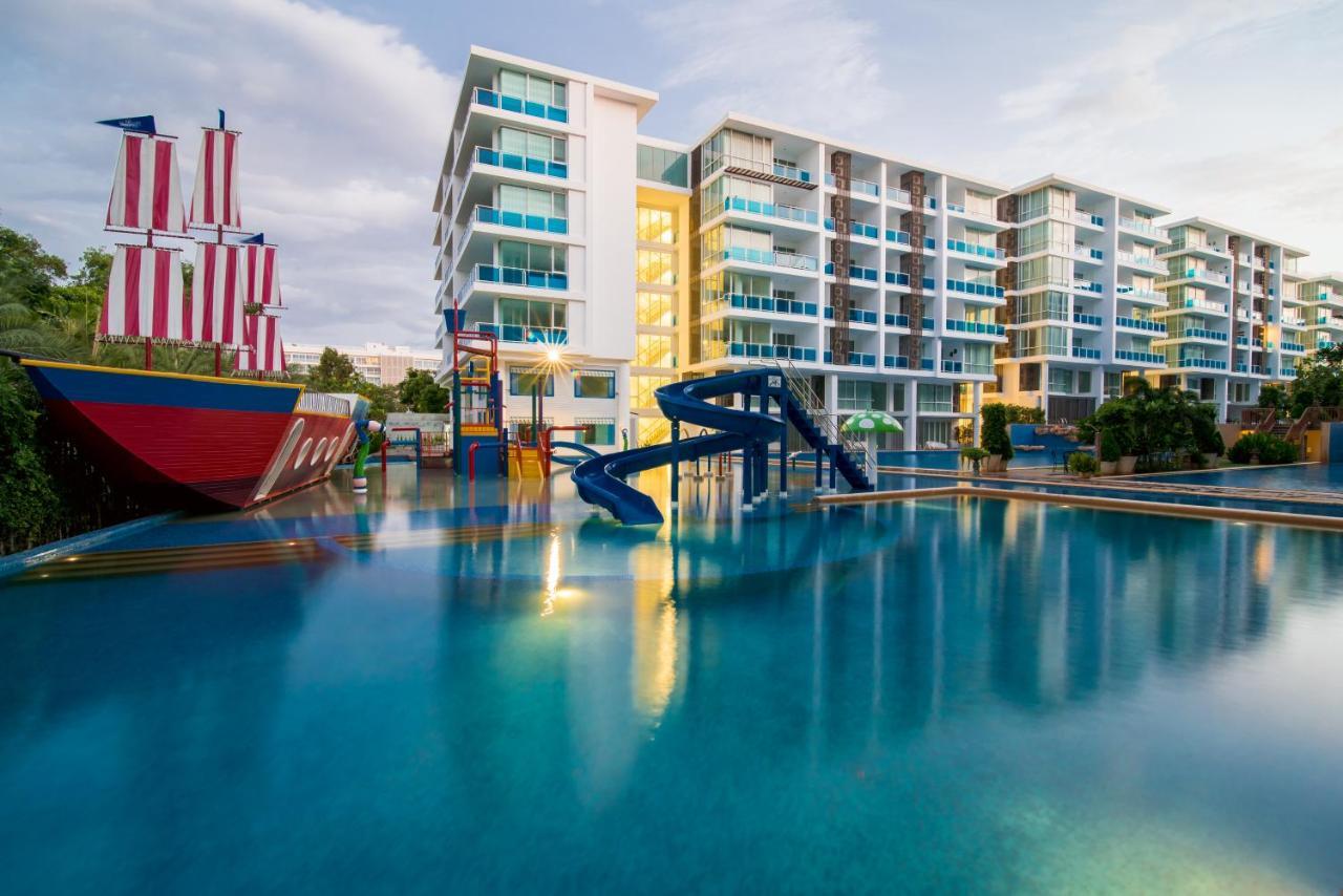 Family Condo: 3-bedroom Waterpark Oasis Near Cicada Market HHQ