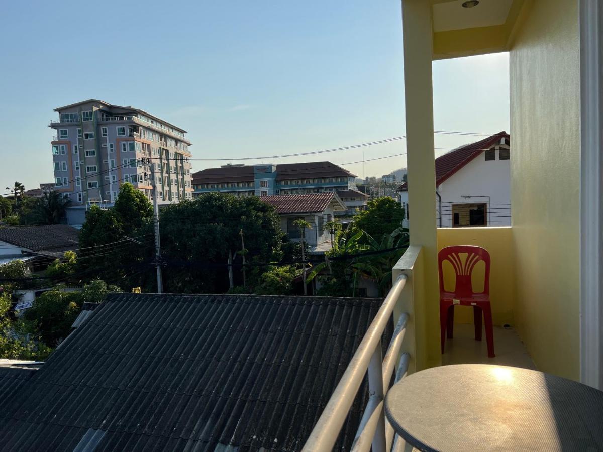 Rose Garden Soi 88 * HHQ