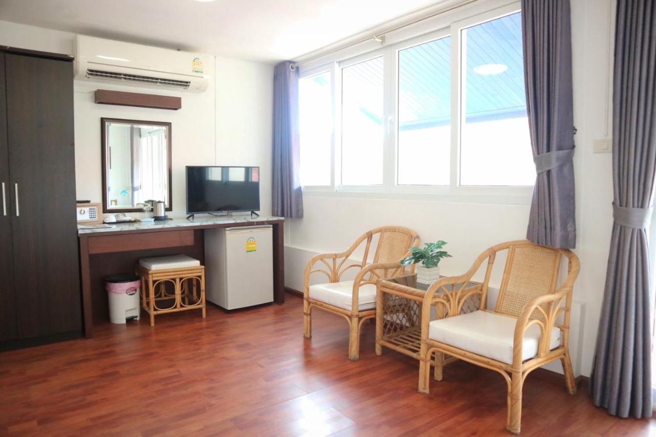 Sunshine Guest house 2*
