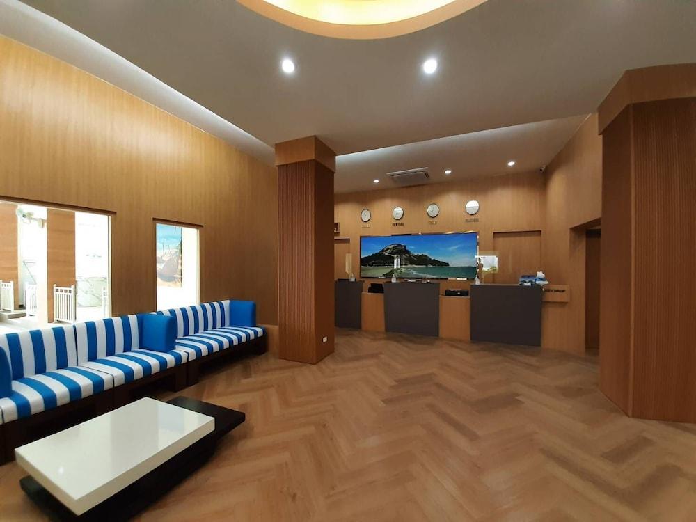 Blue Wave Resort Hua Hin