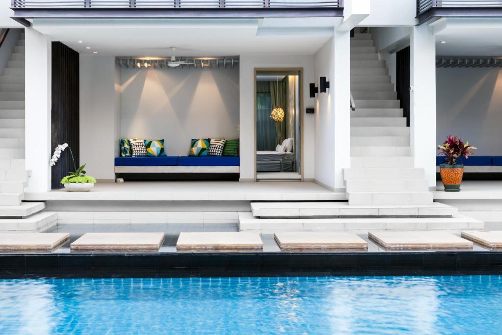 Resort The Lapa HHQ