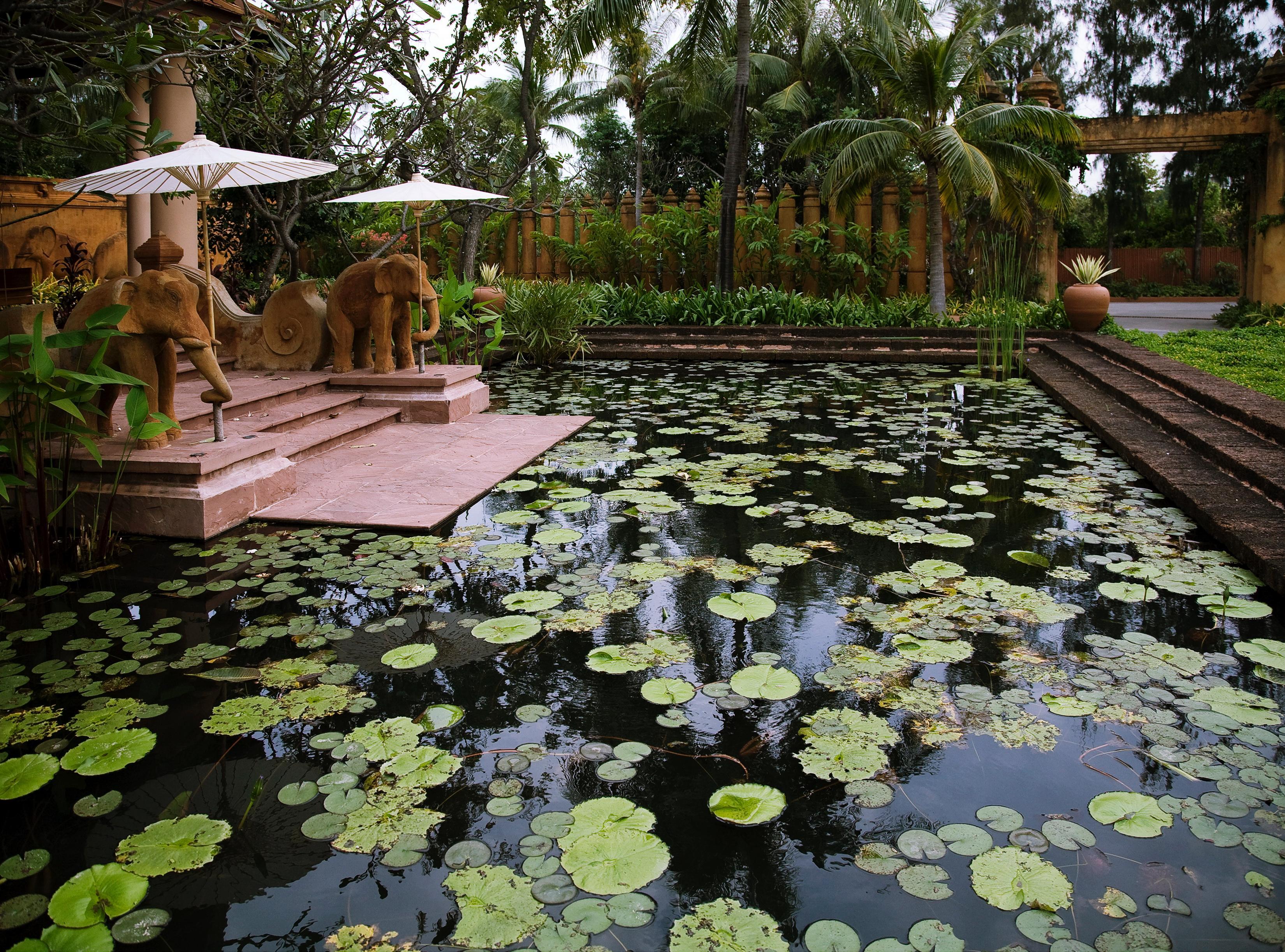Resort Anantara HHQ