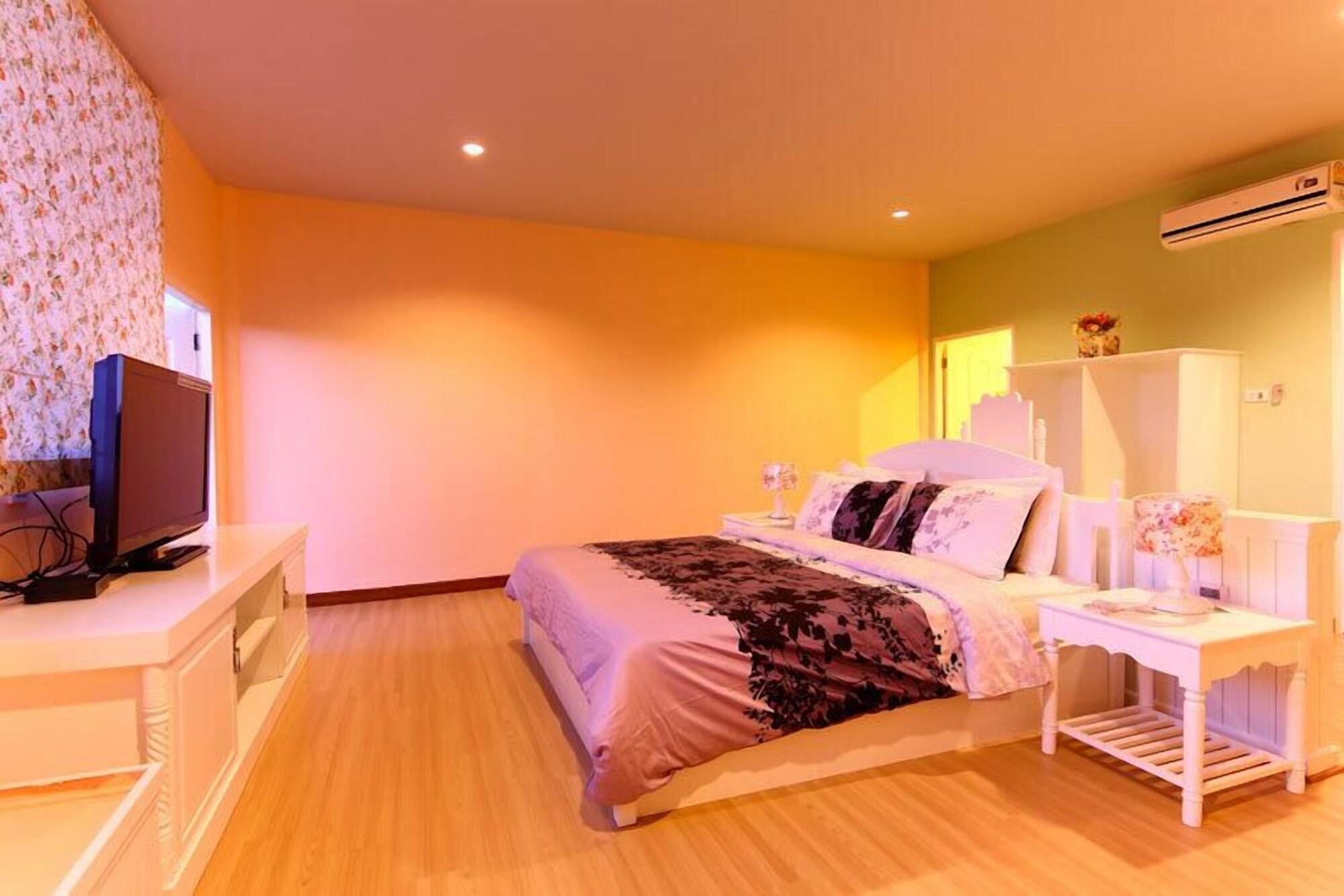 Hotel Gorilla Hills Hua Hin