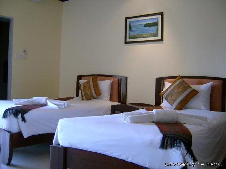 Narawan Hotel, Hotel 3*