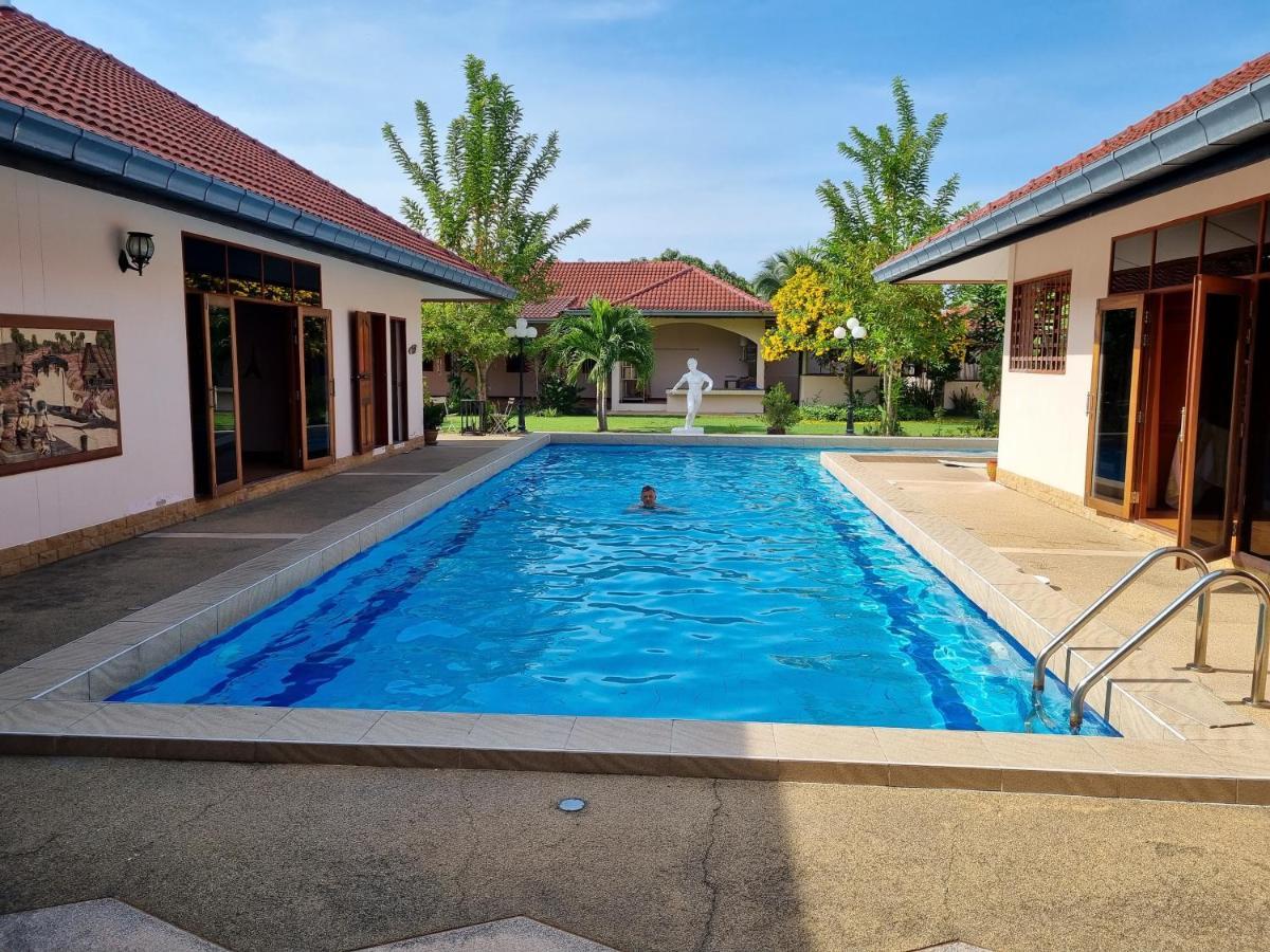 Resort Meyers Hua Hin