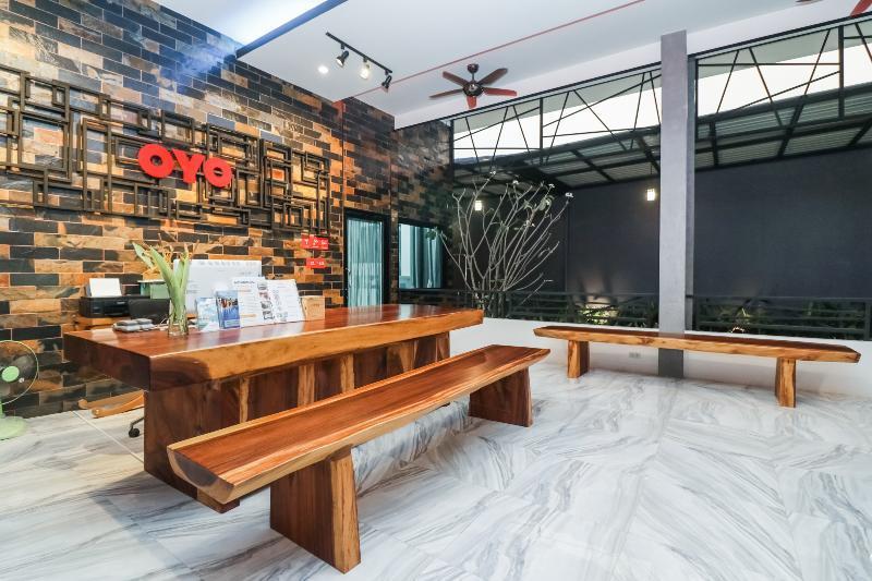 Baan Noppadol Loft Hotel 3*