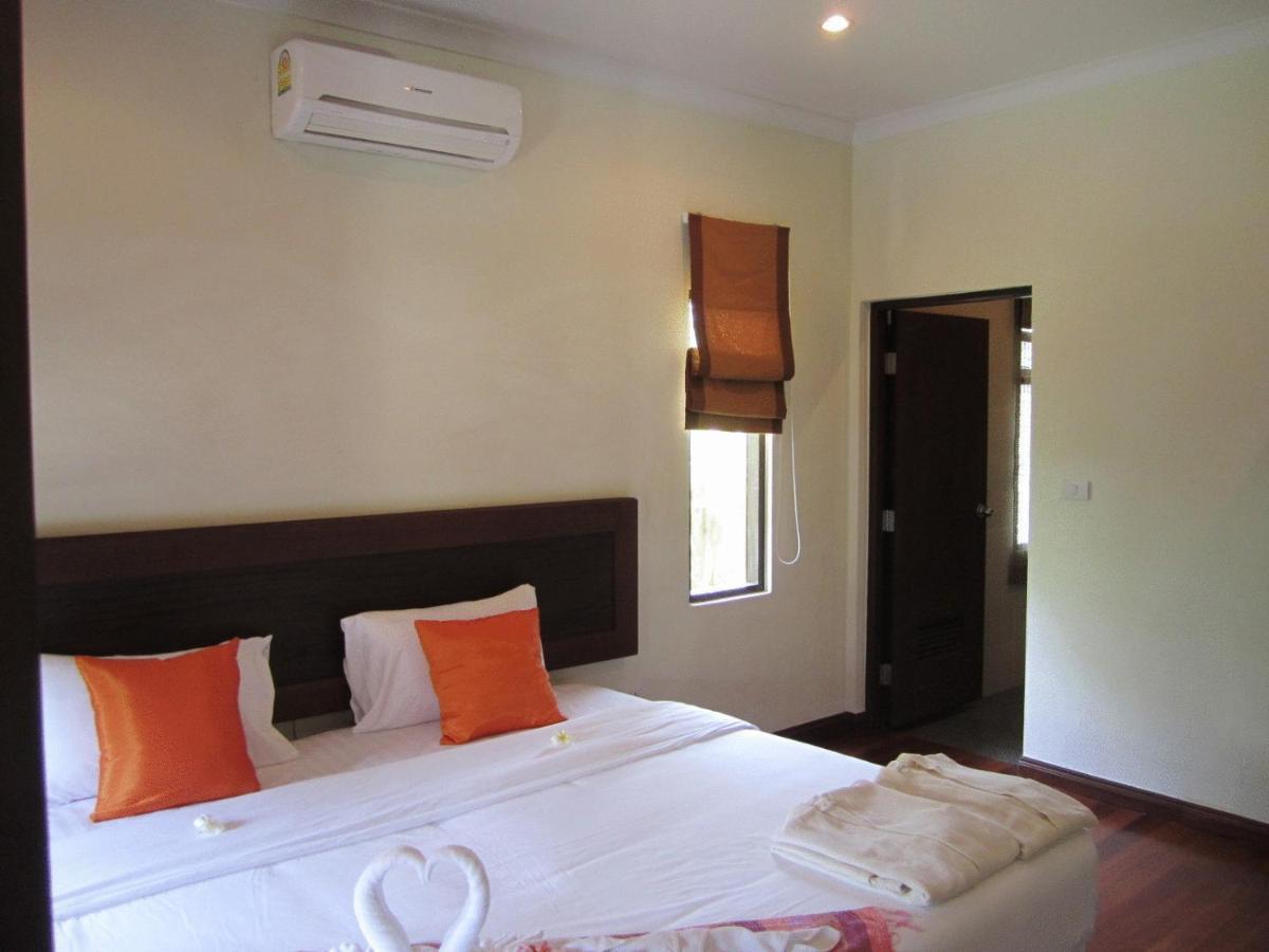Baan Mesuk And Resort HHQ