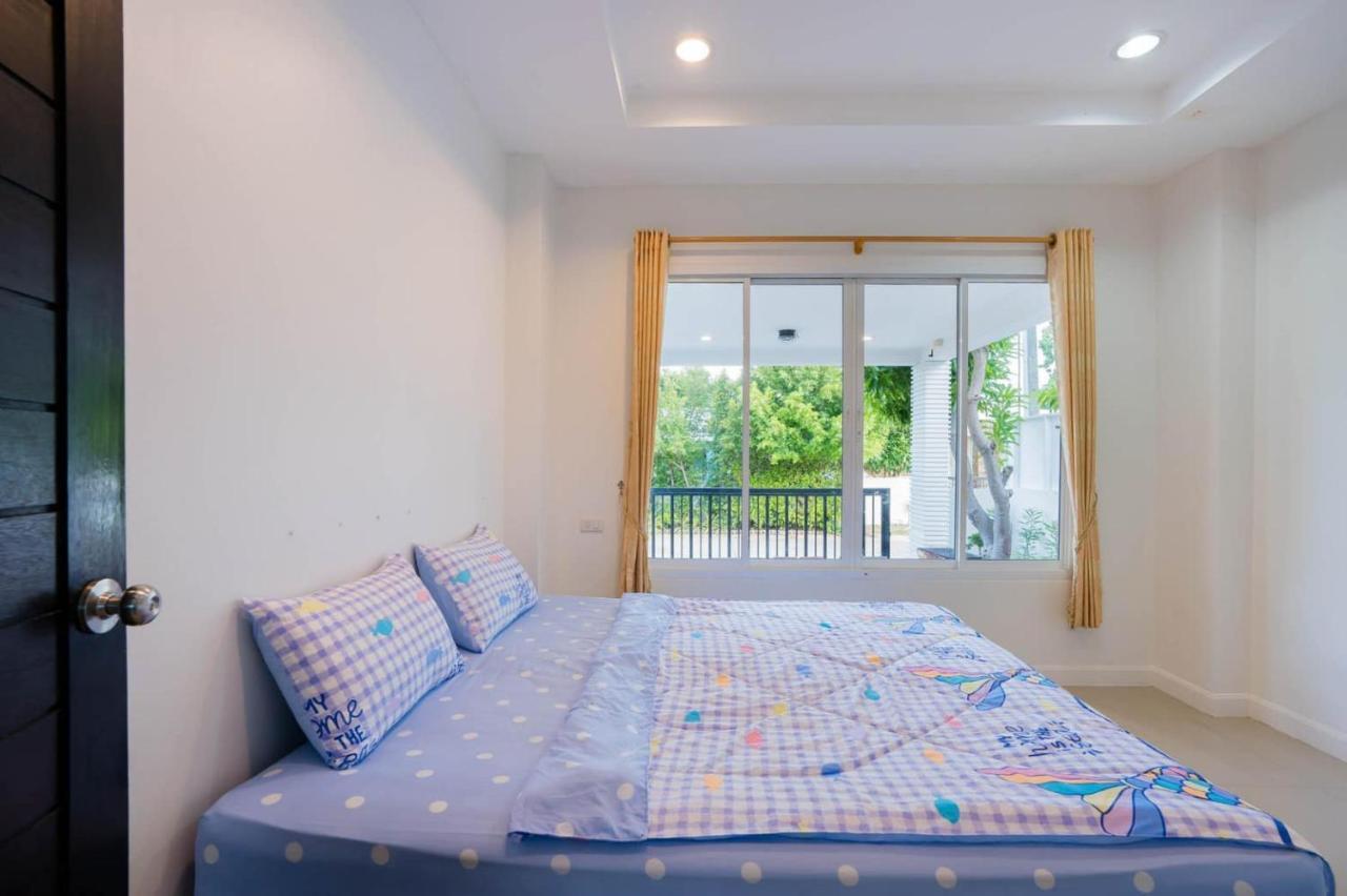 Holiday home Space X Slider 4 Bedrooms Pool *