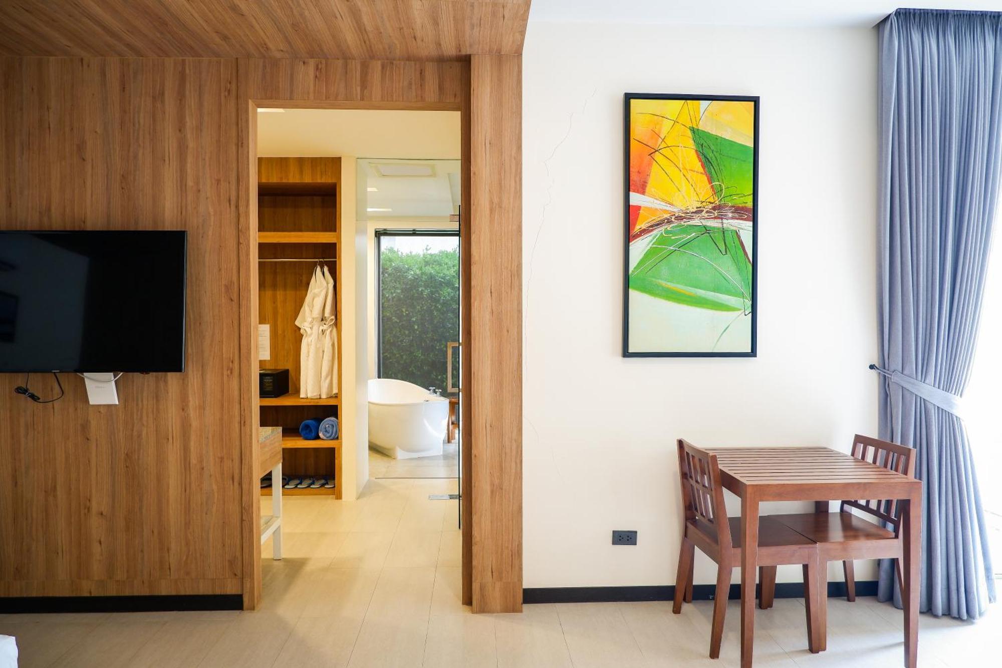 De Chaochom Hotel 3*