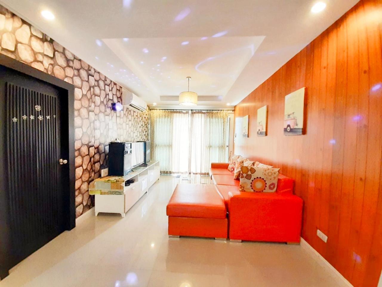 บ้านคาราโอเกะ พูลวิลล่า 3 ห้องนอน สระส่วนตัว พัก 6-15 คน * Hua Hin