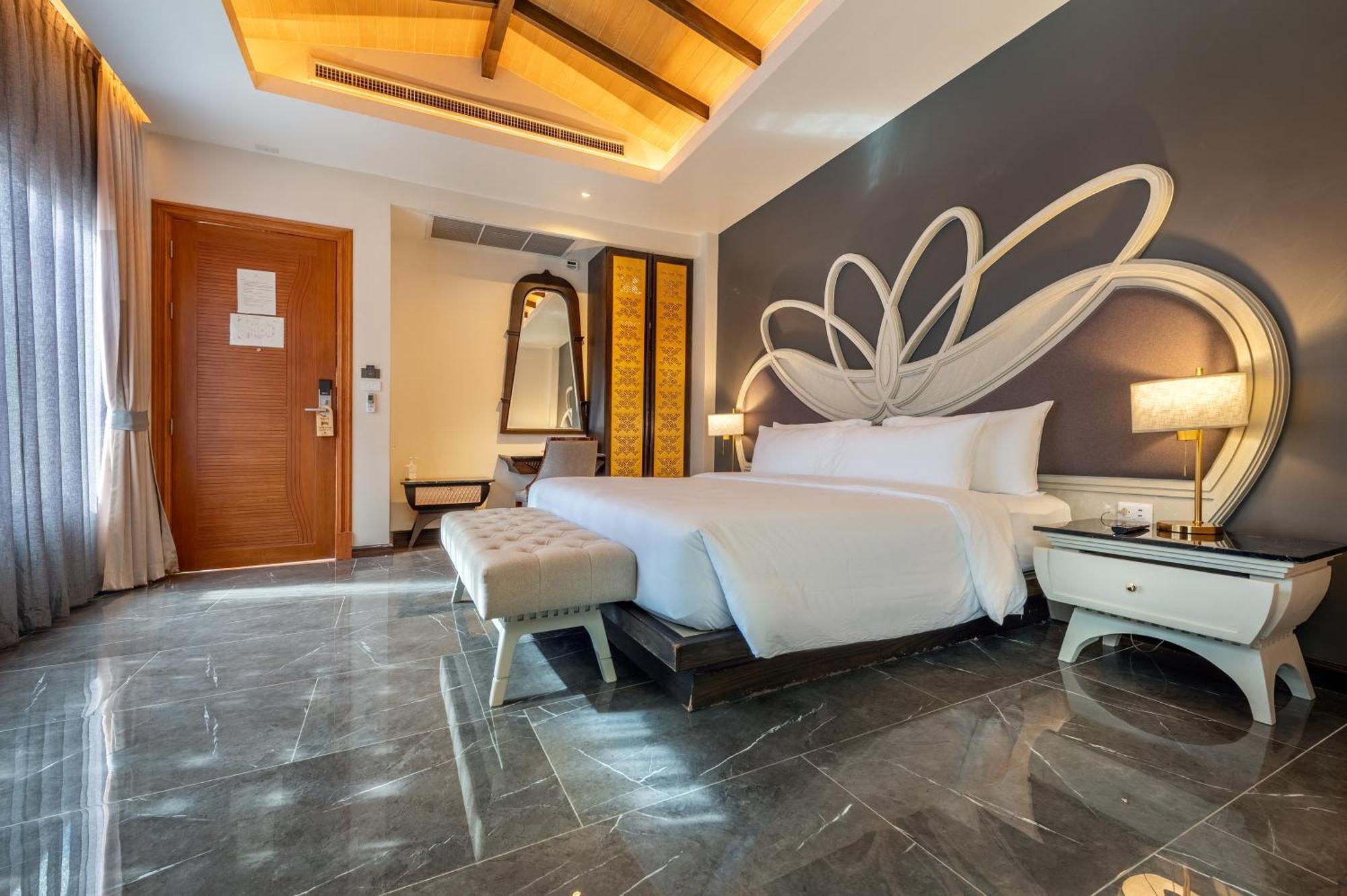 Phukalini Luxury Pool & Onsen 4* Hua Hin