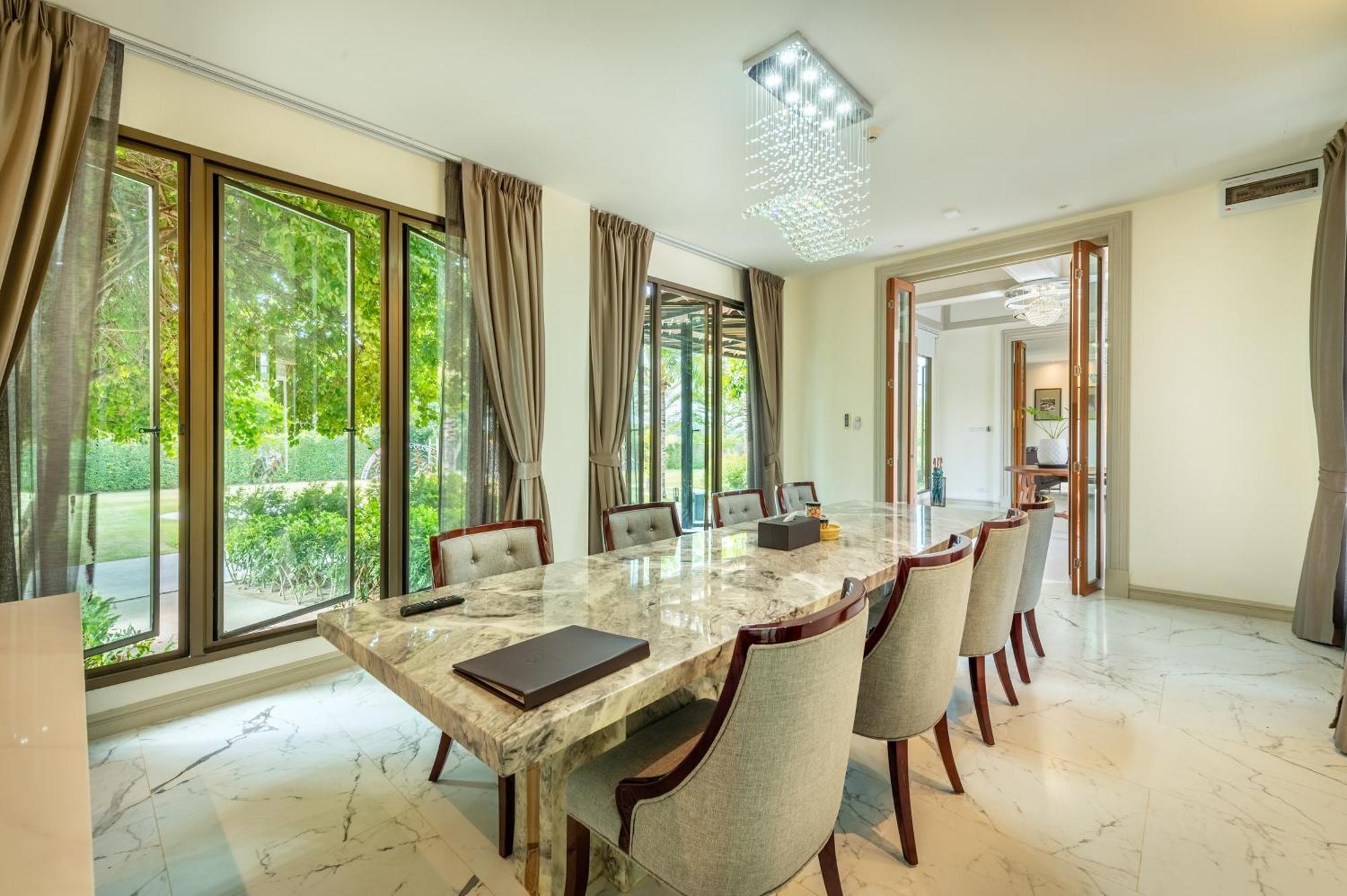 Phukalini Luxury Pool & Onsen Hotel Hua Hin