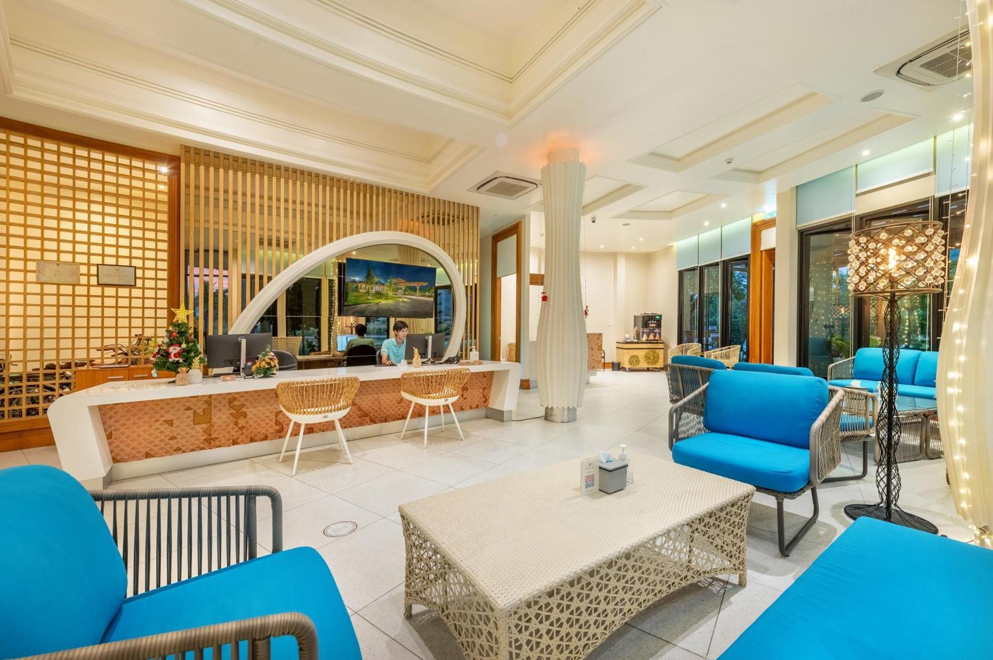 Phukalini Luxury Pool & Onsen Hotel 4*