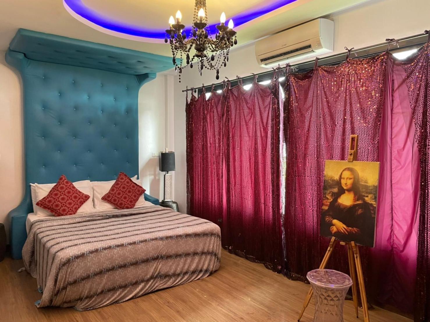 Gallery Boutique Resort