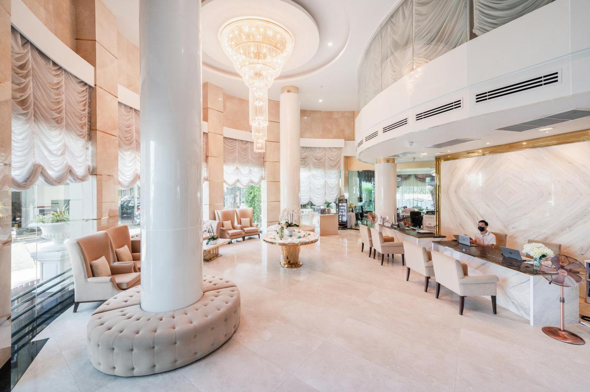 Royal Pavilion Hotel