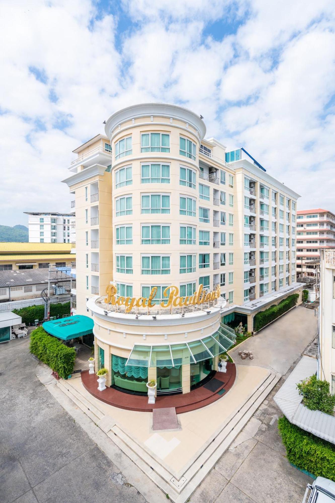 Royal Pavilion 4* Hua Hin