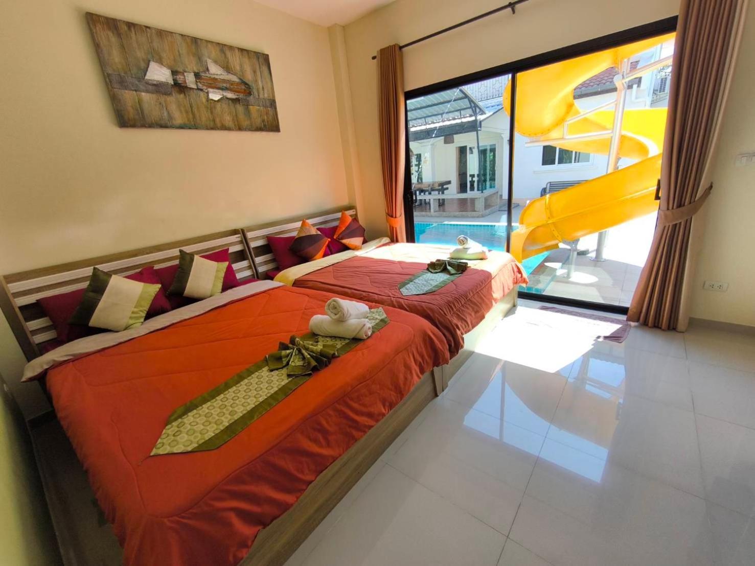 Baan Big Family Pool Vakantiehuis *
