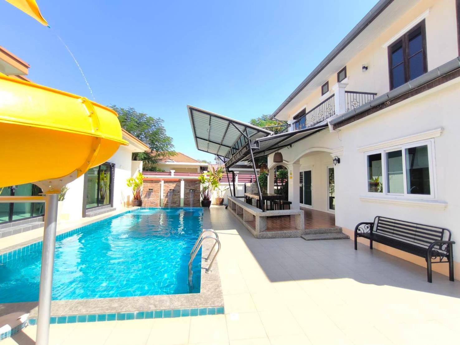 Vakantiehuis Baan Big Family Pool *