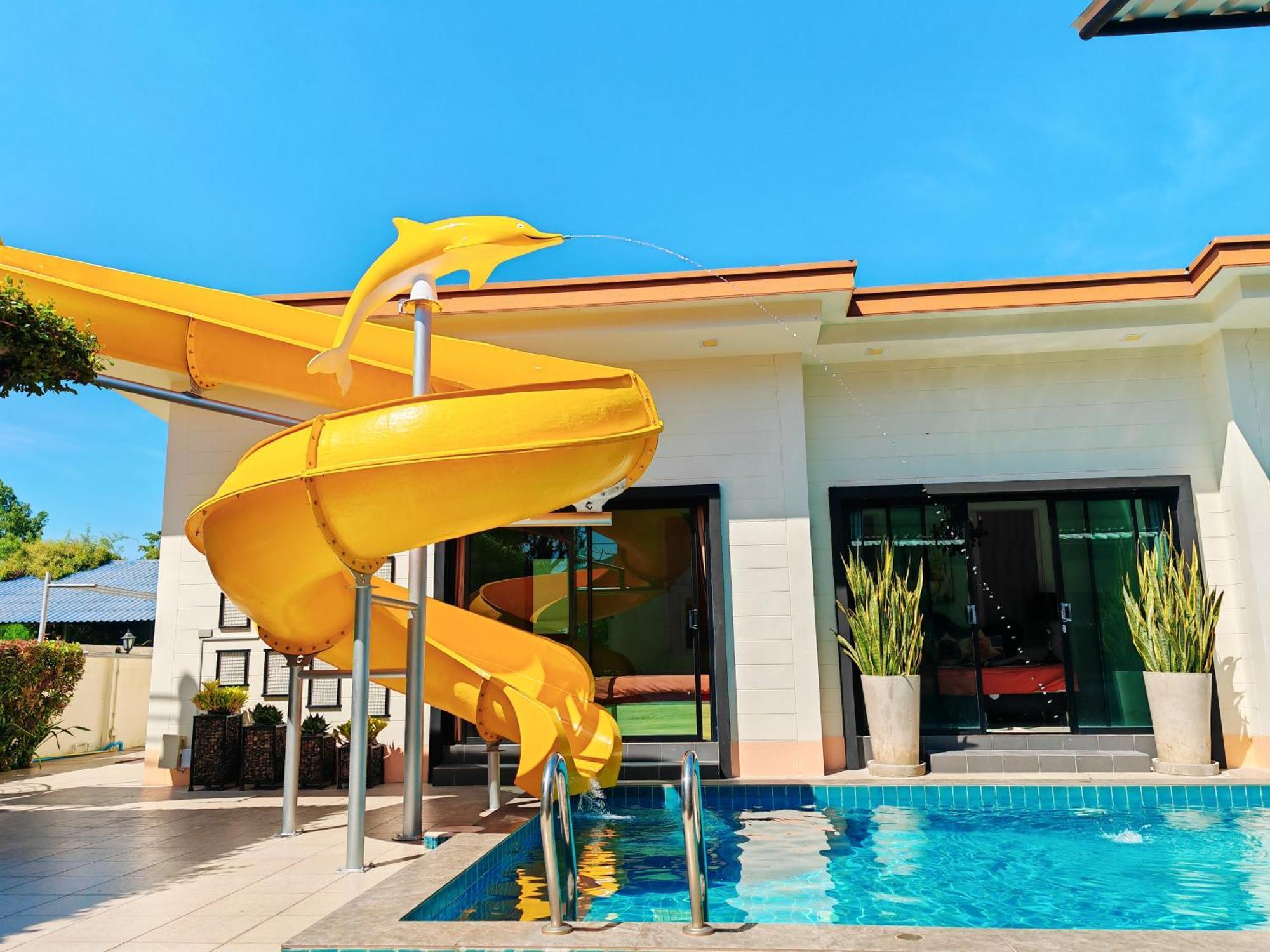 Baan Big Family Pool Vakantiehuis