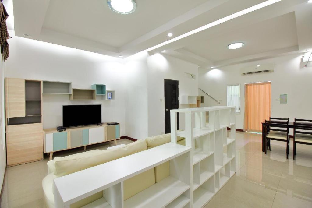 Baan Noppadol 3*