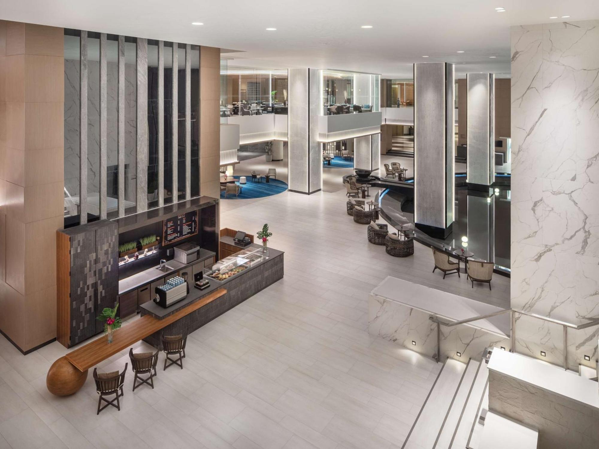 Hilton & Resort HHQ
