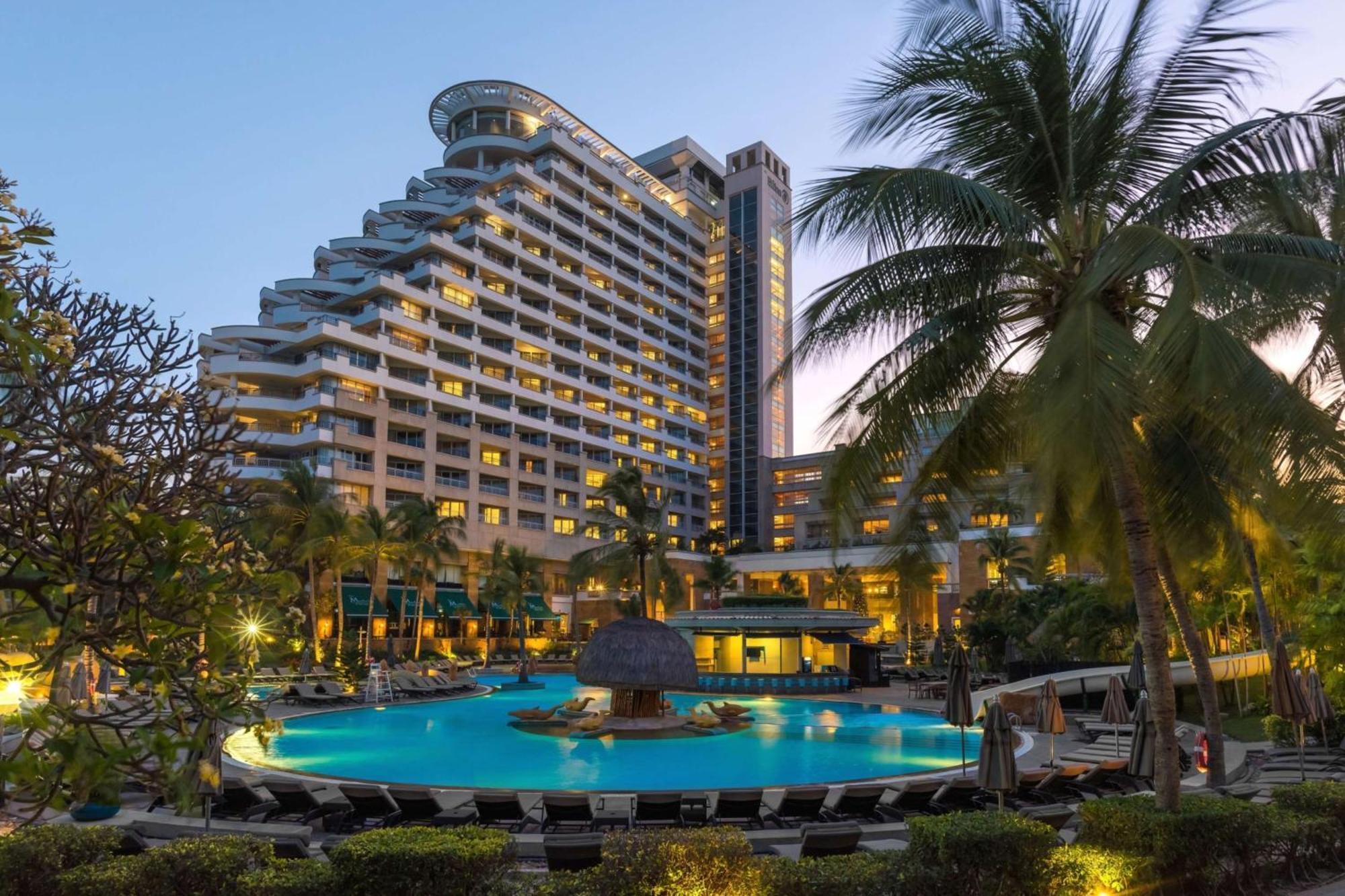 Hilton & Resort