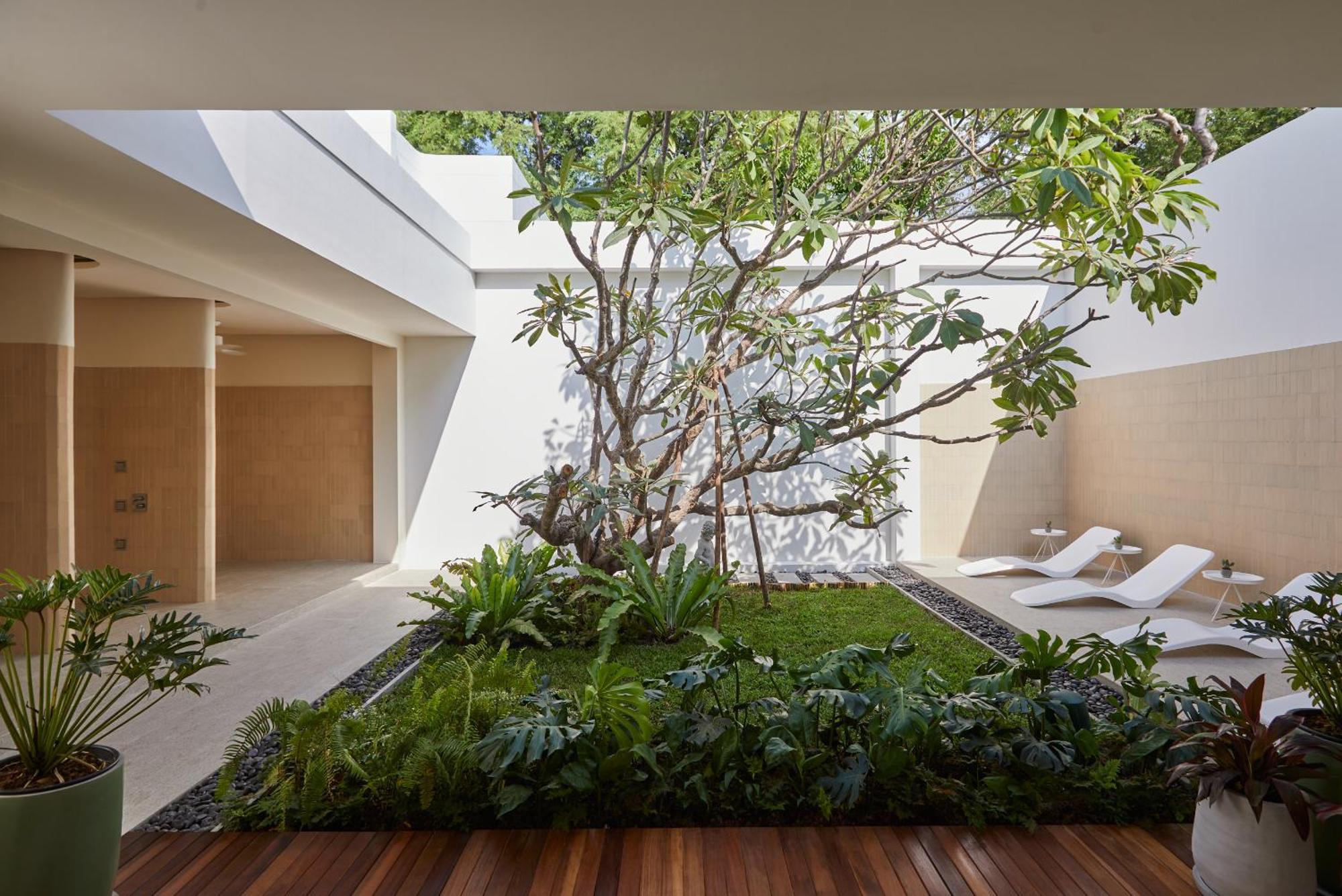 The Standard, 5* Hua Hin