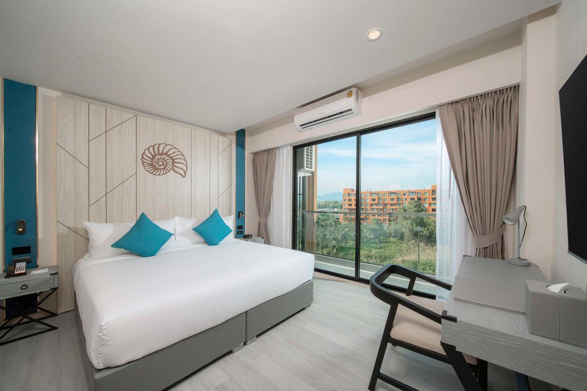 Western Carapace 4* Hua Hin