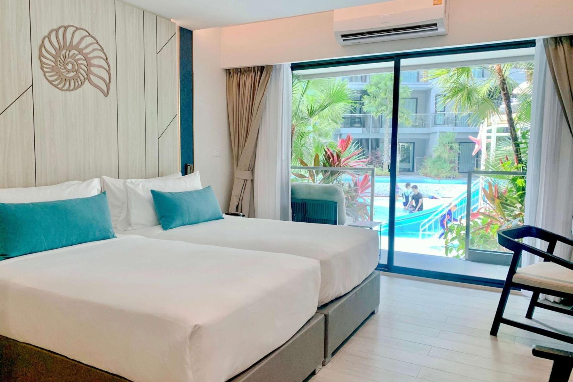 Western Carapace Hua Hin